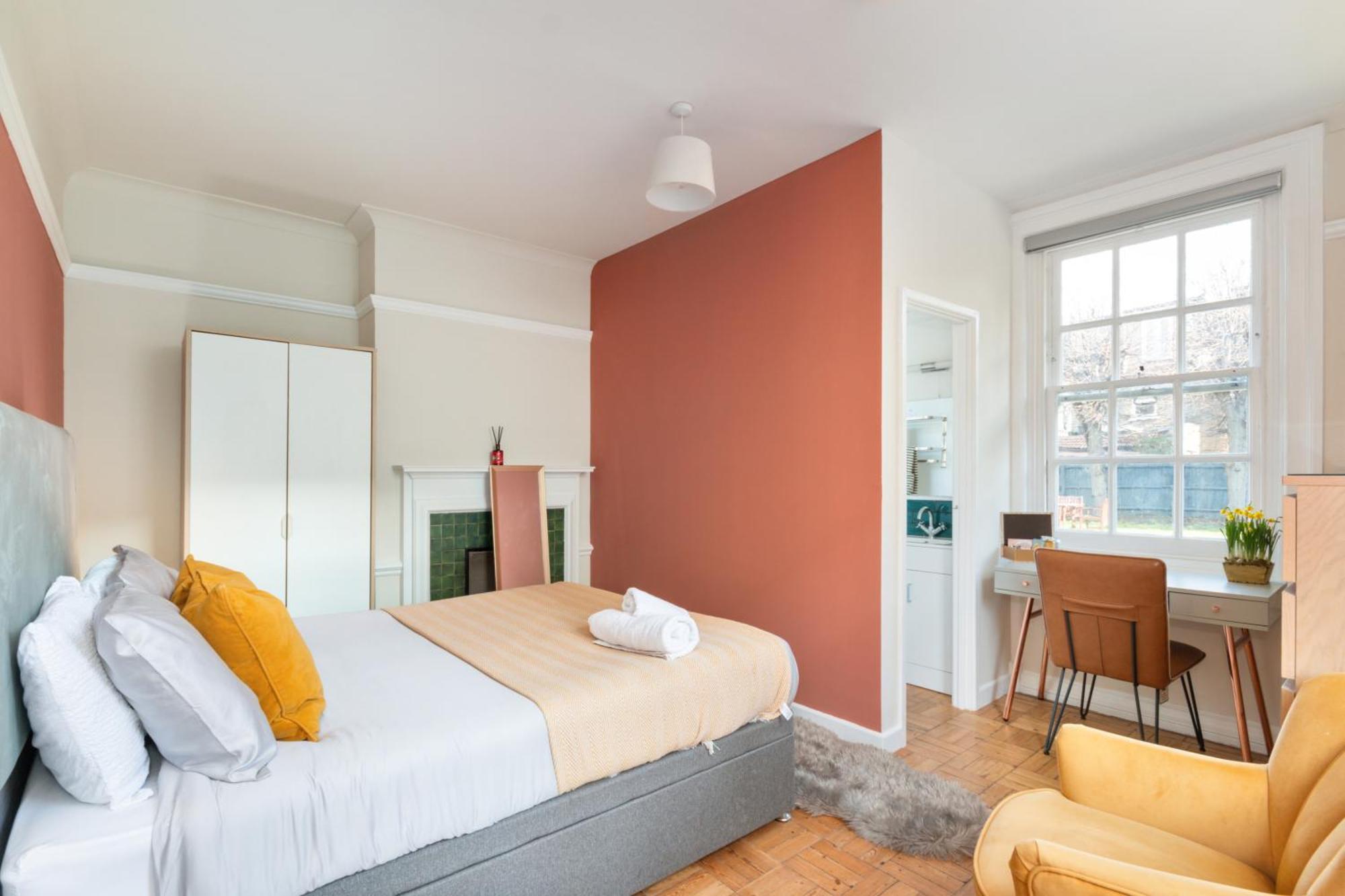The Vicarage Tooting, Sw17 Hotel London Exterior photo